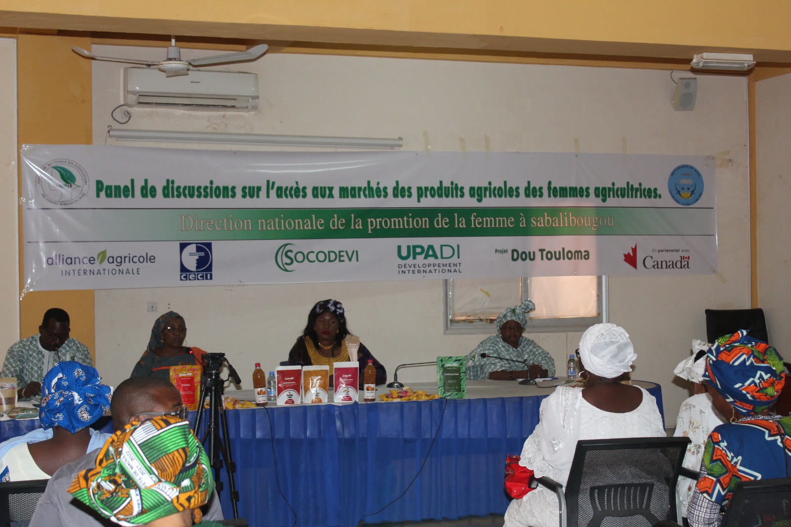 Un panel de discussion sur l’accessibilité des femmes agricultrices et transformatrices au marché